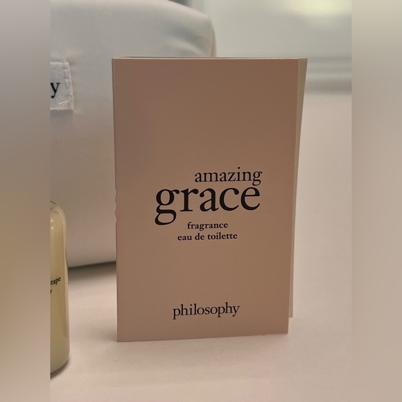 NEW PHILOSOPHY 4 PIECE MEET THE BESTSELLERS GIFT WITH COSMETIC BAG DECEMBER 2025 - Picture 5 of 12